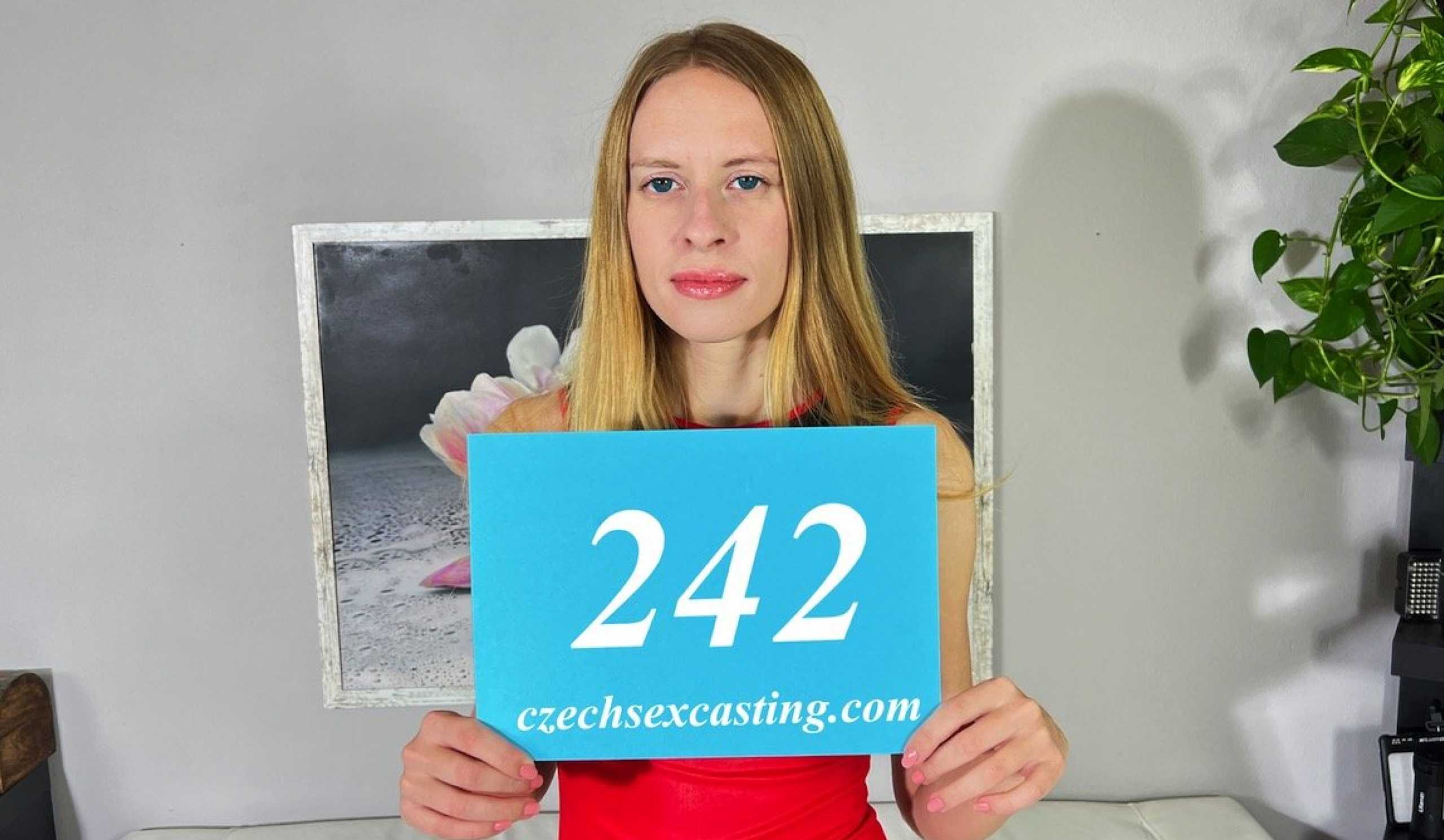 Ukrainian model tries her luck at Czech casting | Czech Sex Casting